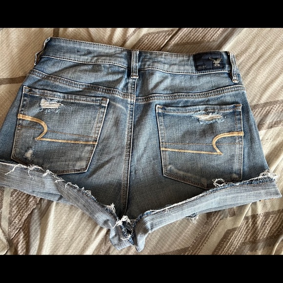 American Eagle Hi-Rise Shortie - Picture 2 of 3